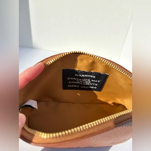 Marc Jacobs Brown Beauty Bag - Picture 3 of 5